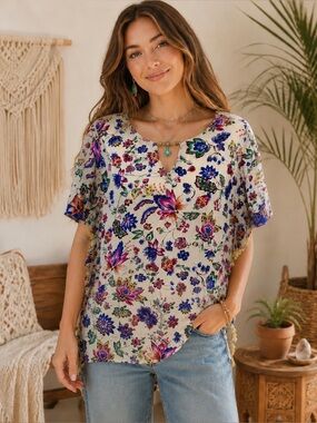 Democracy 1X Floral Rayon Flutter Sleeve Blouse Keyhole Beaded Boho Top feminine